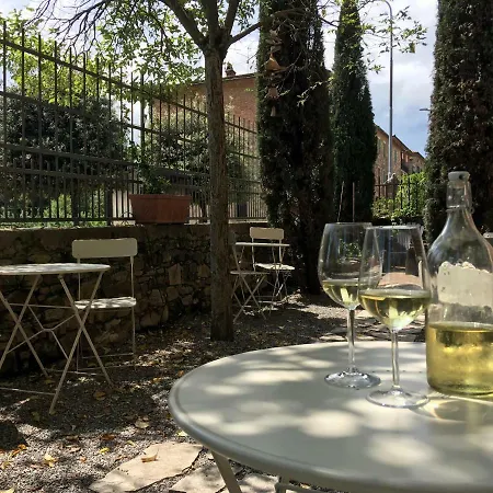 Bed & Breakfast Toscanini 3*